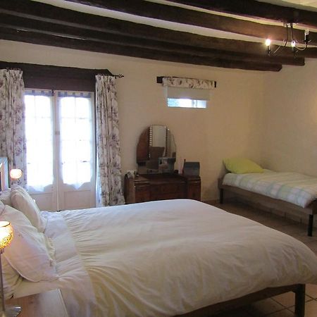 Thesecretgarden-France Bed & Breakfast Saint-Pierre-du-Lorouer Exterior photo