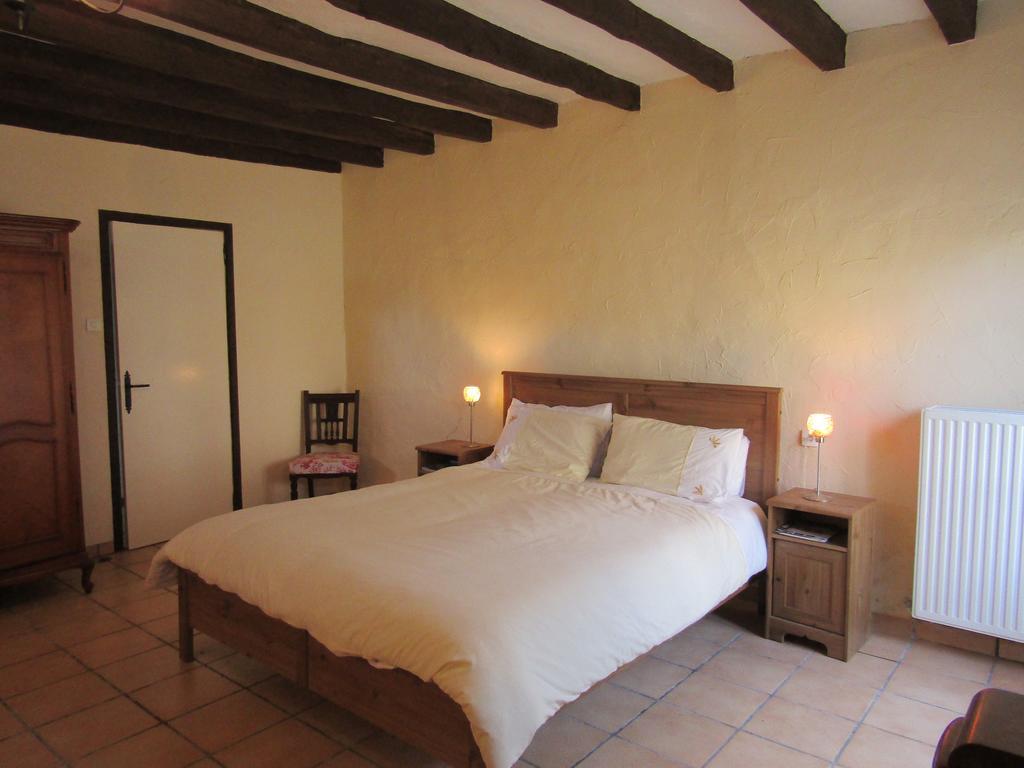 Thesecretgarden-France Bed & Breakfast Saint-Pierre-du-Lorouer Exterior photo